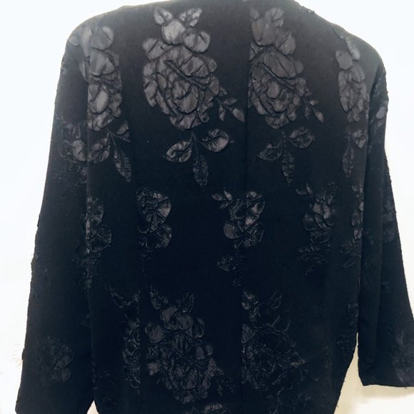 Kathy Cole Vintage Black Brocade Silken Embossed Flowers and Beads Sz 24 (XXL) - Picture 5 of 8